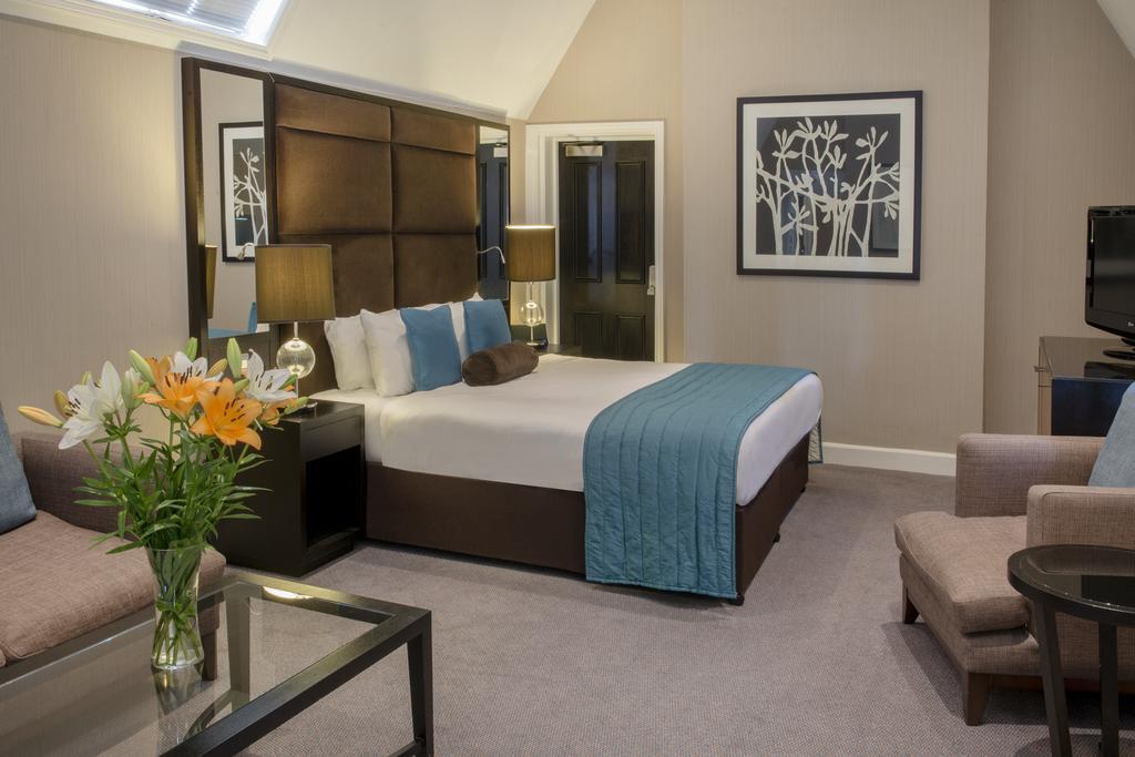 Ettington Chase Hotel ภายนอก รูปภาพ