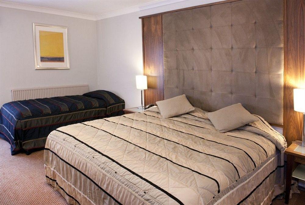 Ettington Chase Hotel ภายนอก รูปภาพ