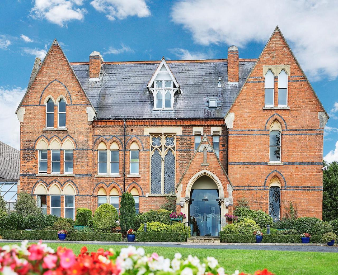 Ettington Chase Hotel ภายนอก รูปภาพ