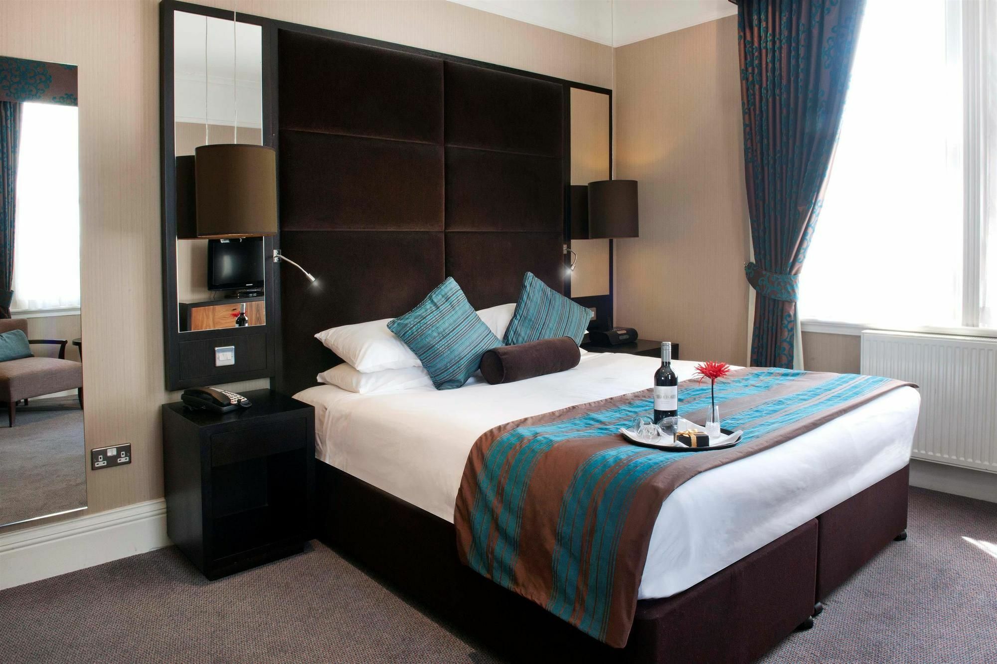 Ettington Chase Hotel ภายนอก รูปภาพ