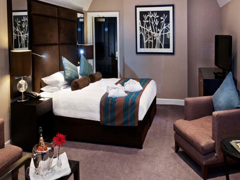 Ettington Chase Hotel ภายนอก รูปภาพ
